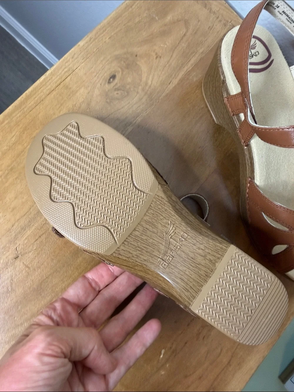 Dansko Season sandals NEW sz 38